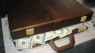 Illustration for article titled High-Voltage Briefcase Pikachus Would-Be Thieves