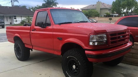 A Brilliant Ford Dealer Just Brought The F 150 Lightning Back How About This 1993 Ford F 150 Lightning Pre Runner For 17 000