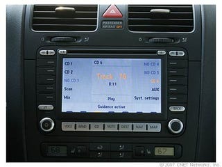 Illustration for article titled CNET Analyzes Automotive Interface Design