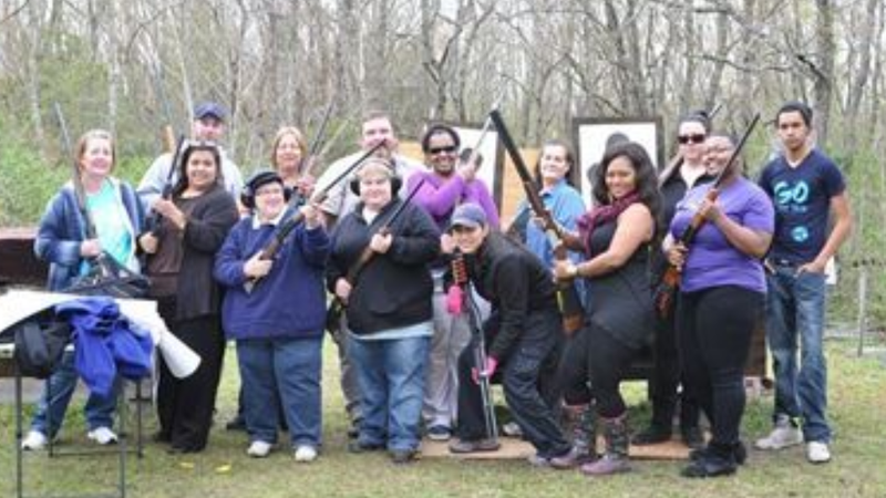 Illustration for article titled Texas Group Spreading Girl Power By Giving Women Free Guns