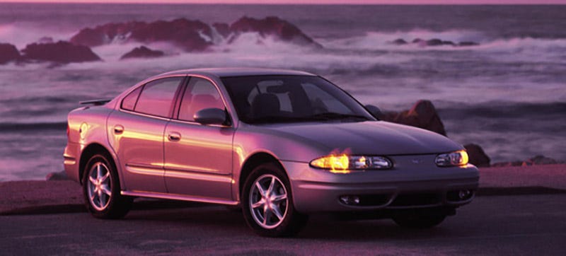 Not pictured: a Chinese family on vacation. Image credit: Favcars.com