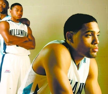 Illustration for article titled Villanova, Syracuse, And The Case Of The Impregnated Girlfriends (UPDATE)