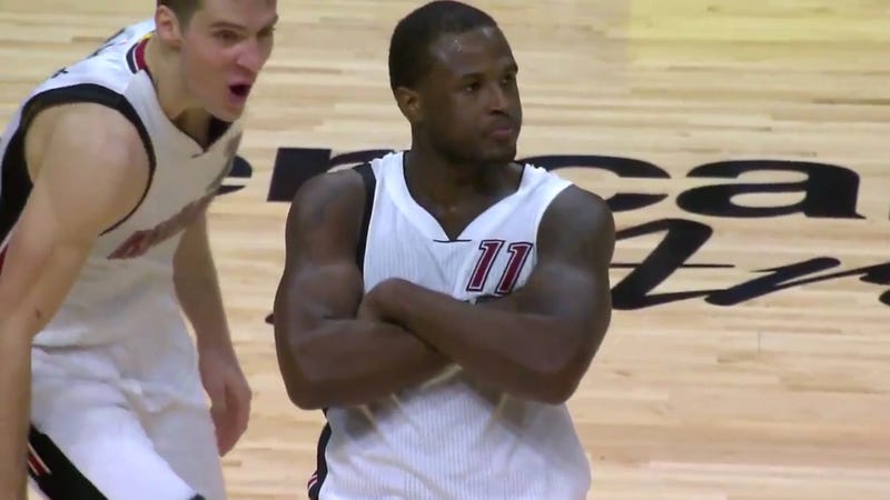 Illustration for article titled Dion Waiters Put The Warriors In The Trash Can
