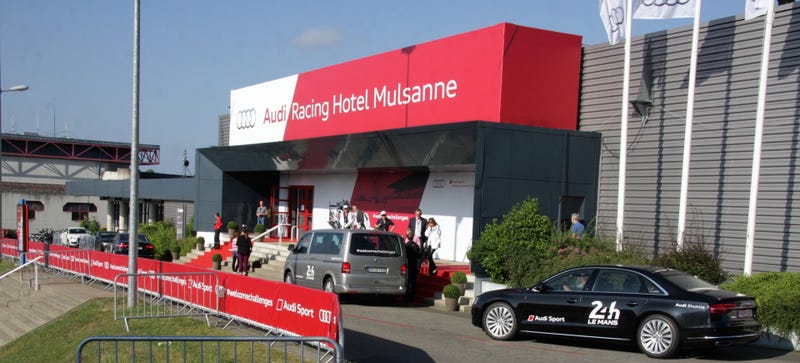 Illustration for article titled This Temporary Cubicle Hotel Is The Absolute Best Way To See Le Mans
