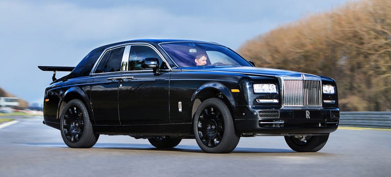 Illustration for article titled This Bonkers Giant-Winged Test Mule Is Rolls-Royce's First SUV