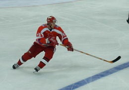 Illustration for article titled Lone Lokomotiv Yarolslavl Player To Survive Crash Dies