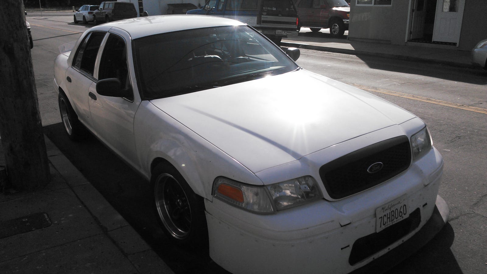 Hook up crown vic — pic 1