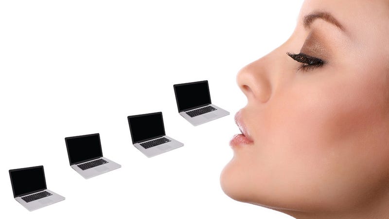 Illustration for article titled Eau de Macbook, the Fragrance for Truly Obsessive Apple Fans