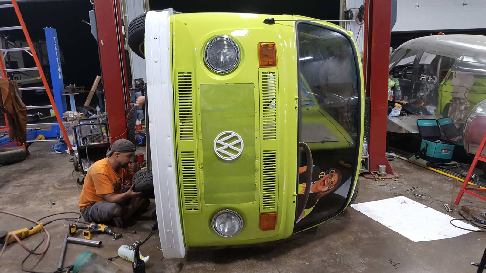 24 Hours Of Lemons >> LeMons Bonkers Car-Building Legend Speedycop Will Race A Sideways Microbus 24 Hours Of Lemons >> LeMons Bonkers Car-Building Legend Speedycop Will Race A Sideways Microbus