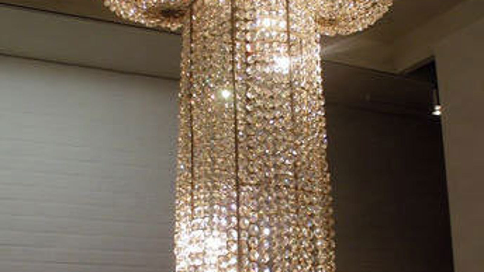 Chandelier Yes