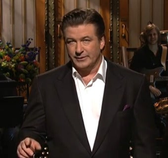 Illustration for article titled Doctor Alec Baldwin, OBGYN Hosts A Mediocre Saturday Night Live