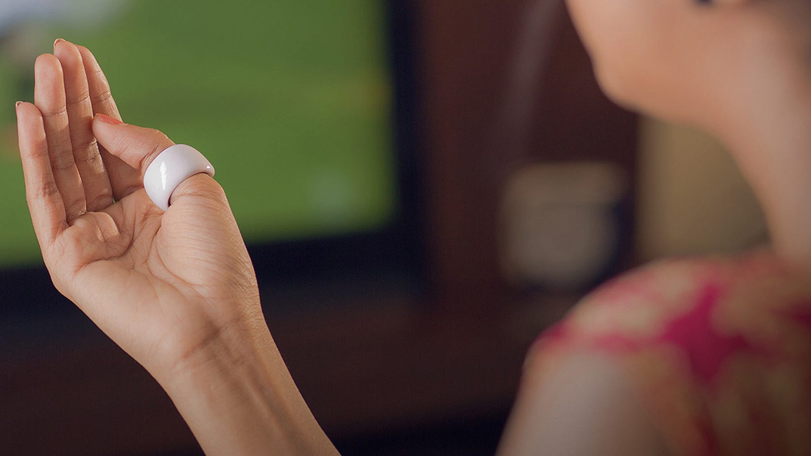 Fin, el anillo bluetooth que convierte tu mano en un mando universal