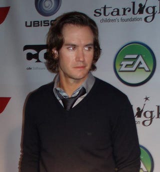 Illustration for article titled Mark-Paul Gosselaar Needs A Singer For Rock Band