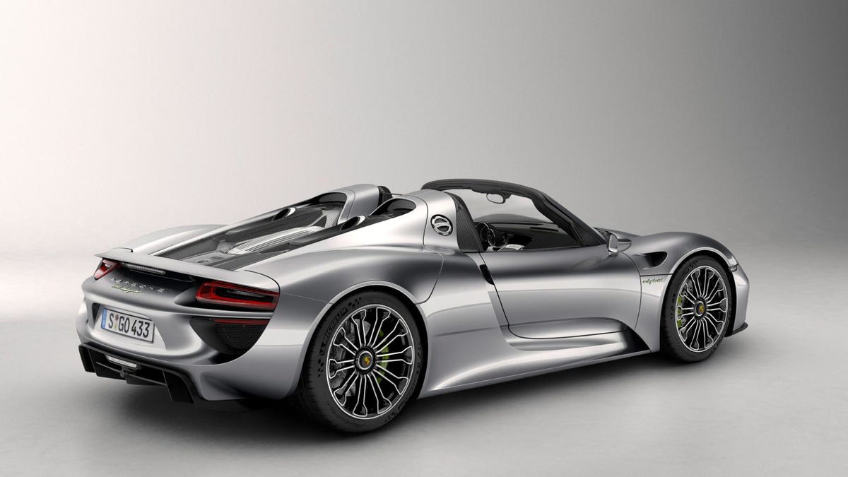 The 887 Hp Porsche 918 Spyder Will Get 85 To 94 Mpg