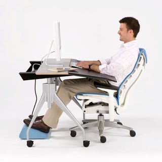 Illustration for article titled Hands On: Herman Miller Envelop Reclining Desk
