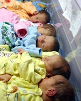 Illustration for article titled California Investigating Octuplets Case