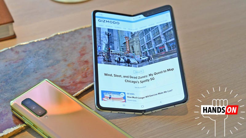 Illustration for article titled Damn, Could the Samsung Galaxy Fold Be Worth It?