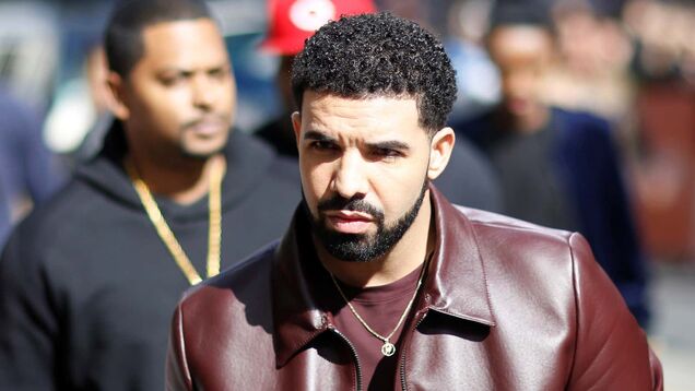 Spotify and Apple Music removed an AI-generated fake song by Drake and The Weeknd