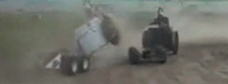 motorized chariot race model