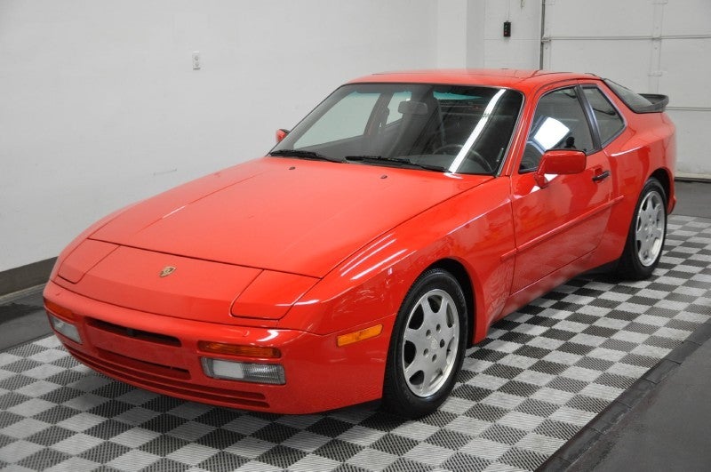 This is one particularly low mileage 1989 Porsche 944 Turbo S (UPDATED)