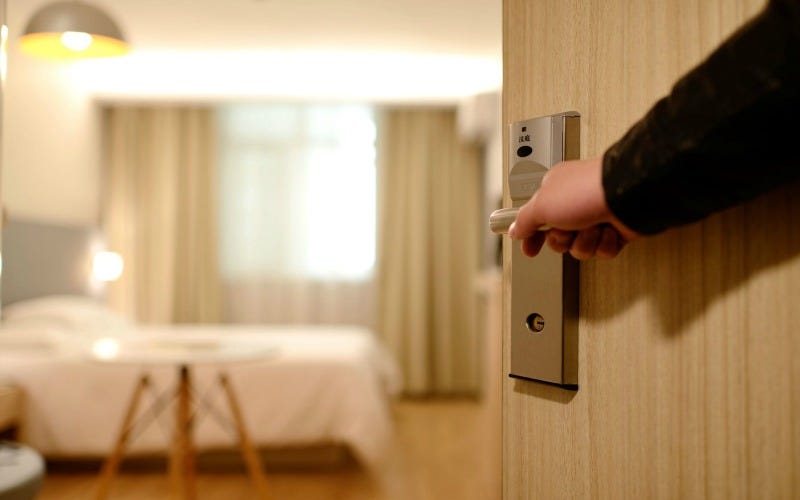 Book Hotels At A For The Day With Dayuse Image Credit Pexels