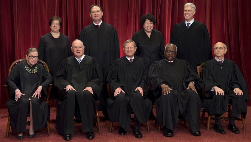 Illustration for article titled Supreme Court Rules Gay Rights Do Not Extend To Dessert