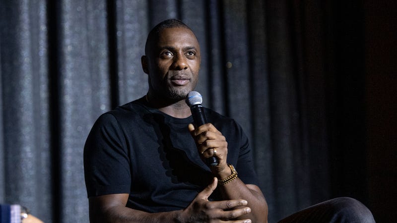 Illustration for article titled We cannot wait to watch kitty cat Idris Elba crawl around the Cats movie's gigantic, human-cat-scale sets