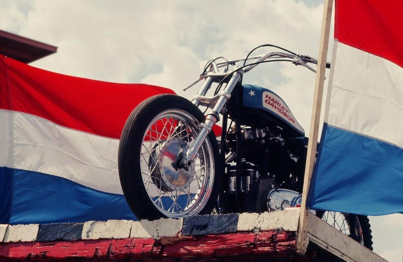 Illustration for article titled When Evel Came To Coopersville