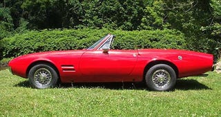 Illustration for article titled Italian Style With Hollywood Pedigree: 1966 Ghia 450SS Could Be Yours!