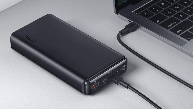 Save 30% on AUKEY’s Laptop-Charging 60W USB-C Power Bank