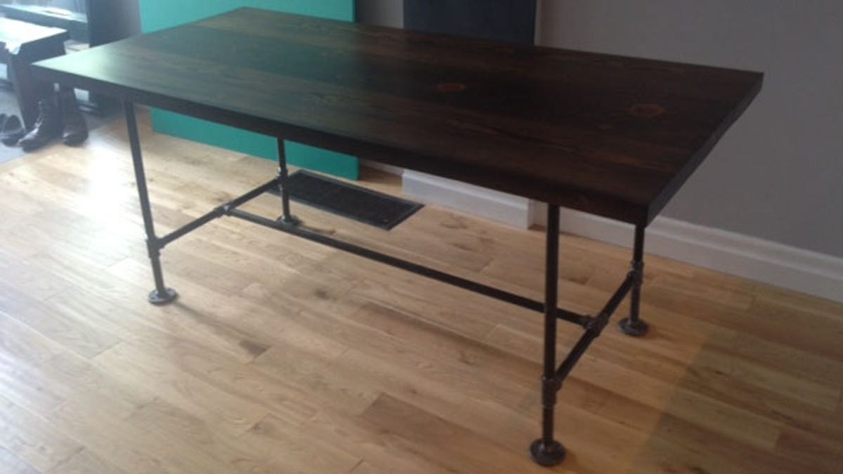 Build Furniture With Wood And Pipes