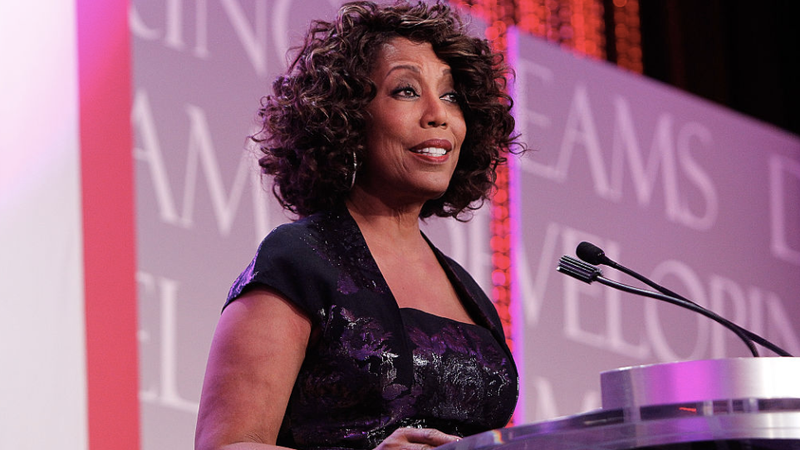 Black Apple executive who apologized for white diversity remarks stepping down Black Apple executive who apologized for white diversity remarks stepping down