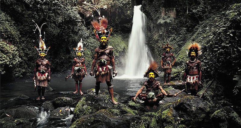 Los Huli, en Indonesia y Papúa (Nueva Guinea). Foto: Jimmy Nelson / Before They Pass Away