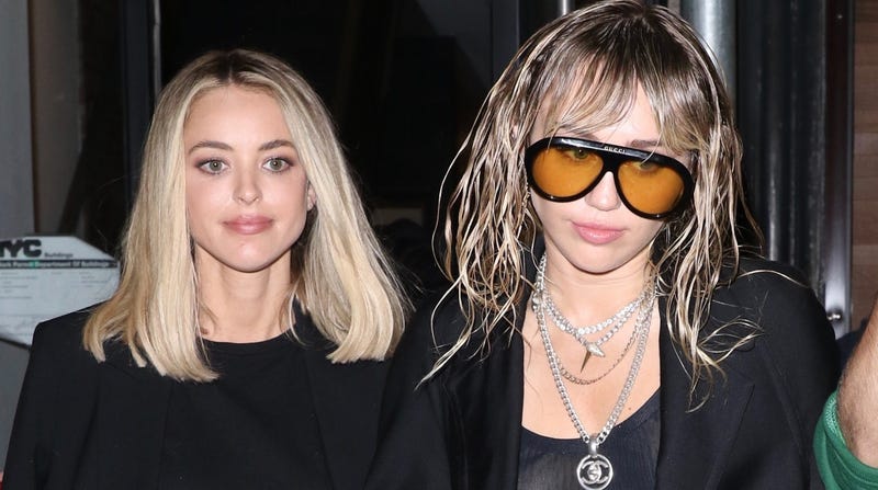 Illustration for article titled Miley Cyrus and Kaitlynn Carter Are Still Young, Hot, and Horny!