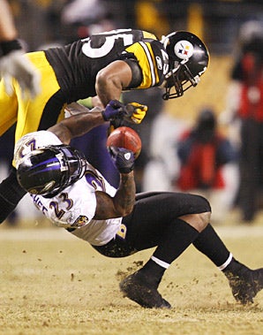 Illustration for article titled Willis McGahee Says He's Fine, Ready For Next Concussion