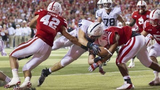 Illustration for article titled After Blown Call And Ensuing Freakout, One Journo Wonders If Penn State Football Should Have Received The Death Penalty