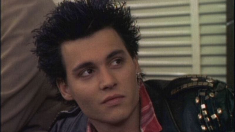 Johnny Depp went “undercover” as a punk in a very special 21 Jump Street