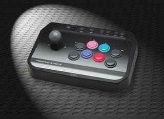 Illustration for article titled Mad Catz Wants to Take on Fight Stick King Hori in Japan