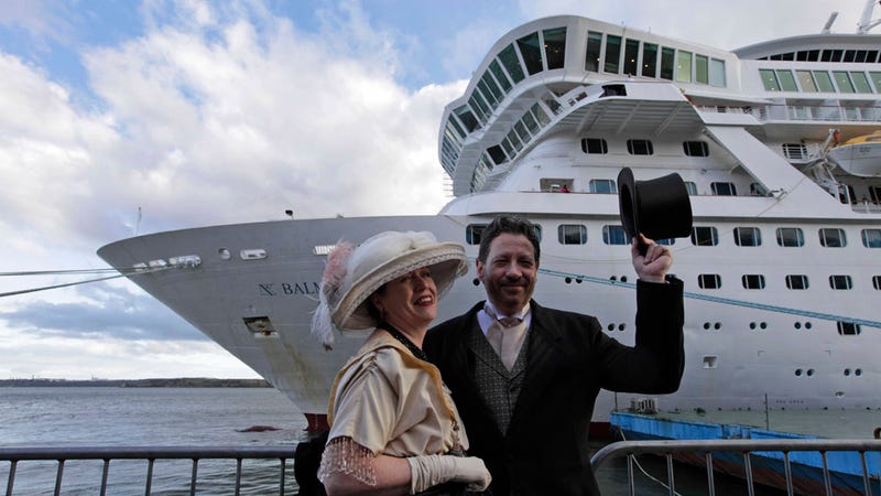 Illustration for article titled Titanic Memorial Cruise Runs Into Real Problems