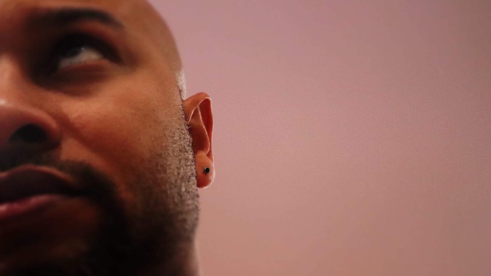 I Can T Get The Starter Earrings Out Of My Ear Which Know Is A I Can T Get The Starter Earrings Out Of My Ear Which Know Is A Dumb Problem But It S Still