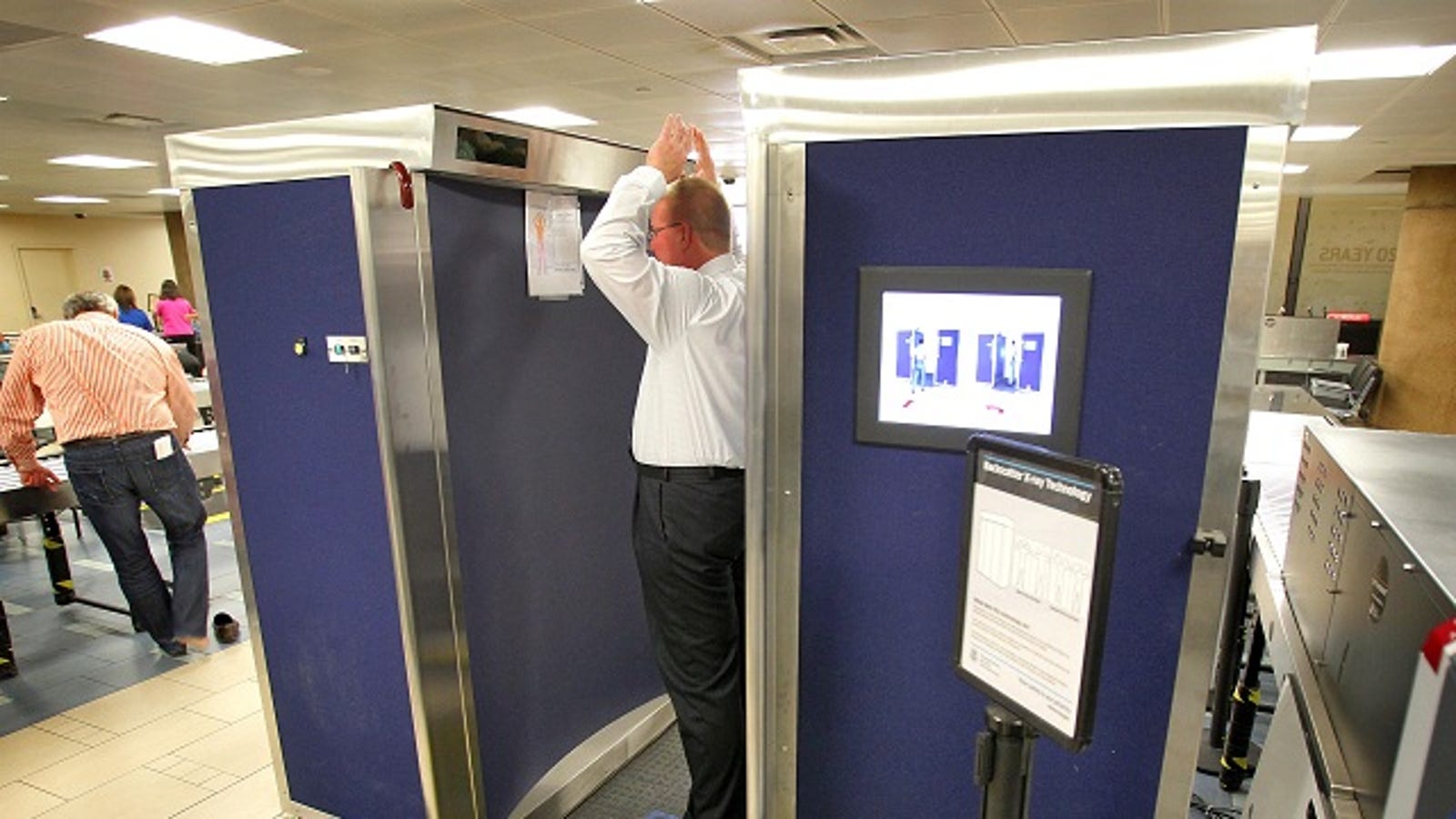 The Tsa Doesnt Deny That Its Really Easy To Fool Tsa Naked Body Scanners