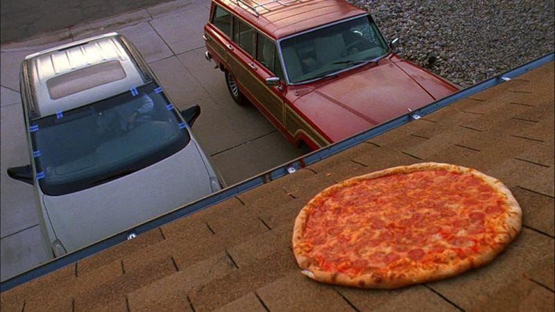 Illustration for article titled Vince Gilligan says to quit throwing pizzas on the roof of the Breaking Bad house