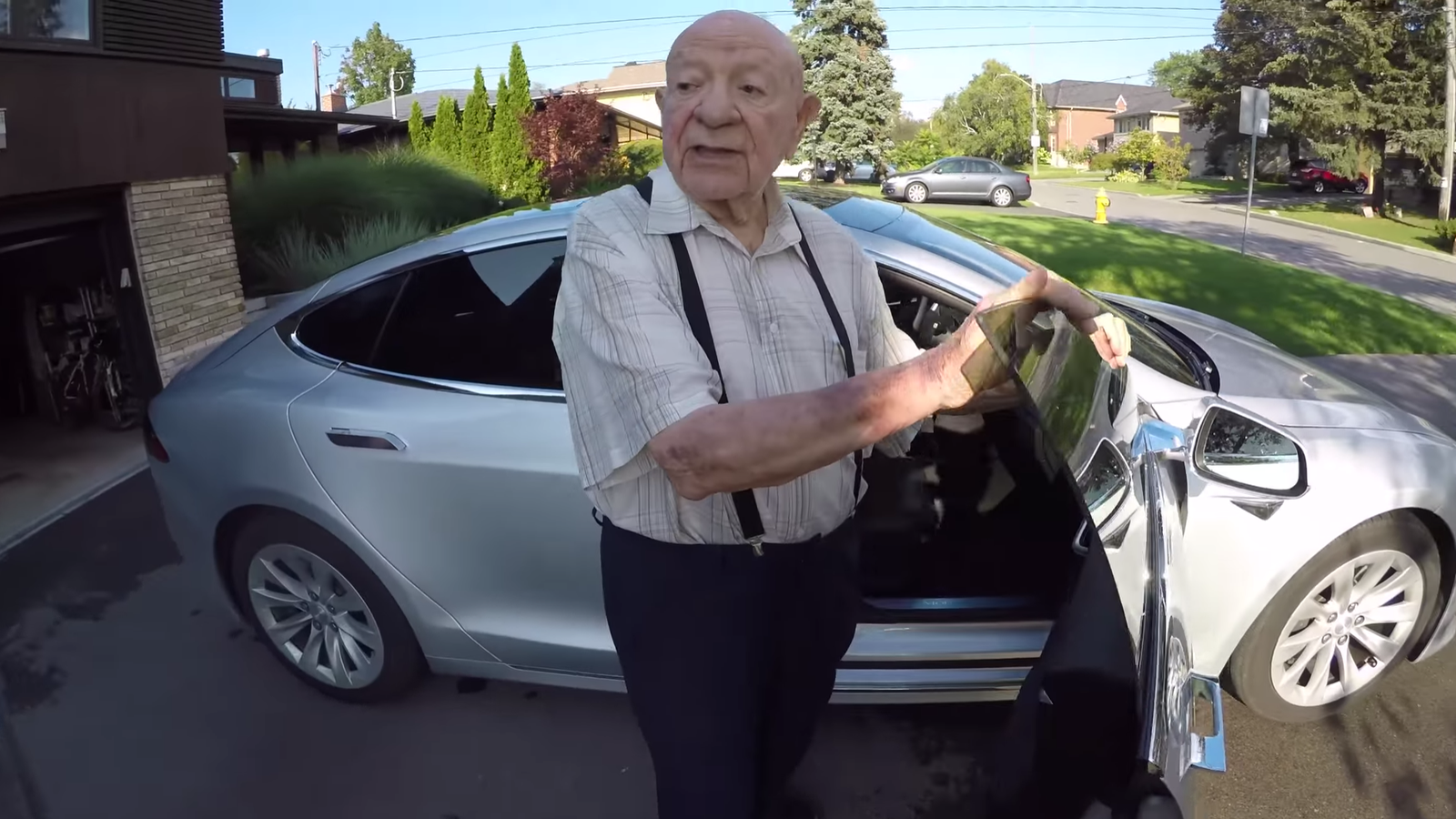 Car park and old grandpa fuck | Erotic fotos) Car park and old grandpa fuck | Porn photos)
