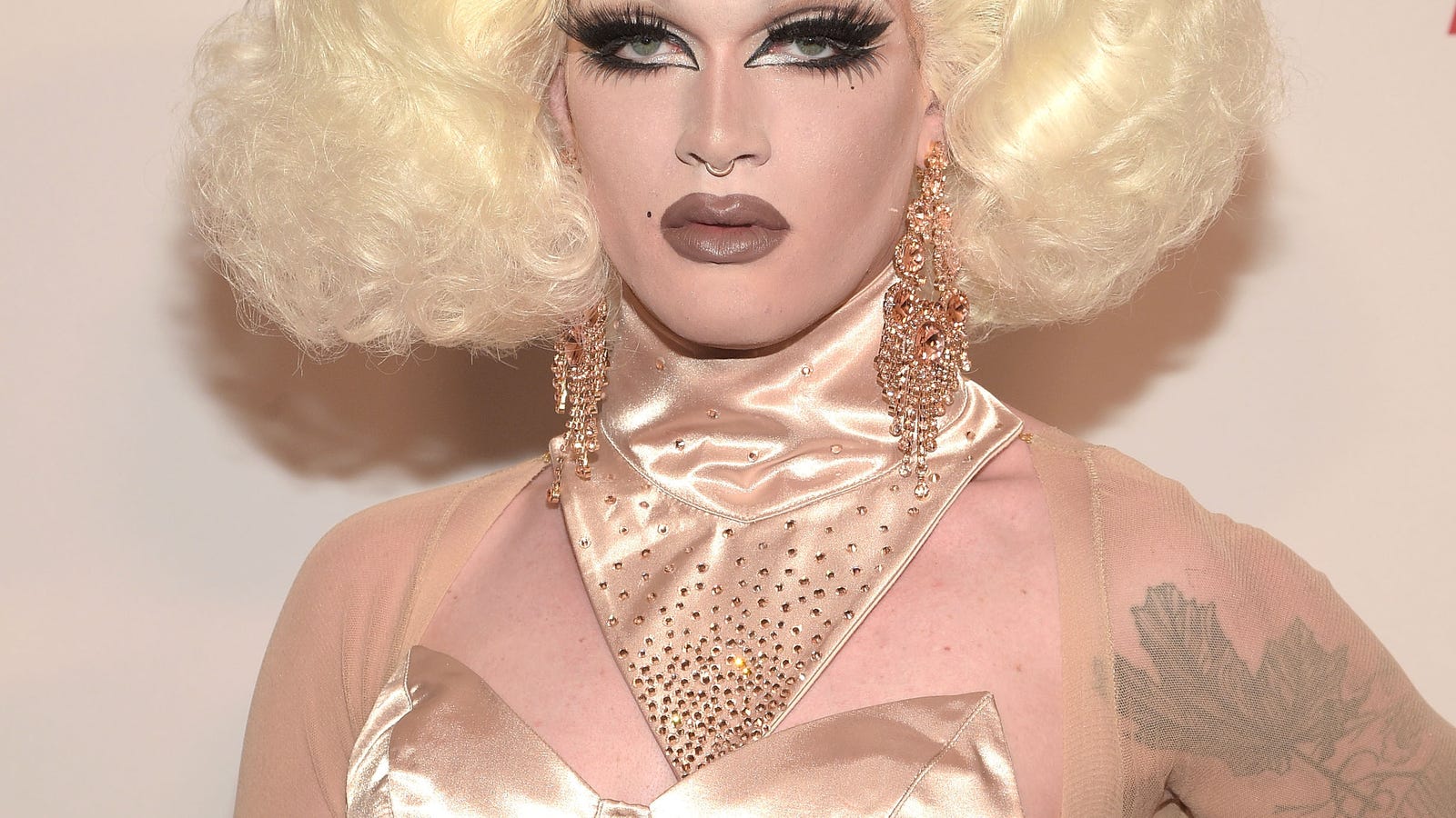pearl drag queen boring