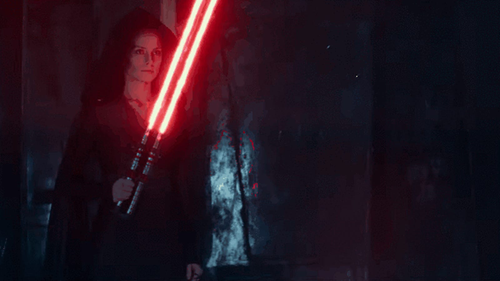 Rey's New Lightsaber Is Peak Foldy-Gadget Hype