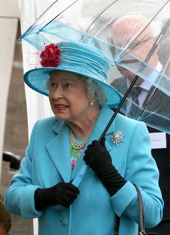 Illustration for article titled Queen Tried To Use Poverty Fund To Heat Palace