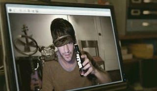 Illustration for article titled Augmented Reality Goofiness Thanks to Avatar and Coke