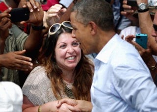 President Obama shakes hands in Pittsburgh. (Chip Somodevilla/Getty Images)