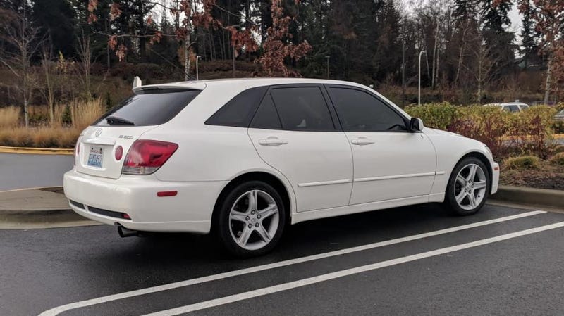 Illustration for article titled 2002 Lexus IS 300 Sportcross: The Oppositelock Review
