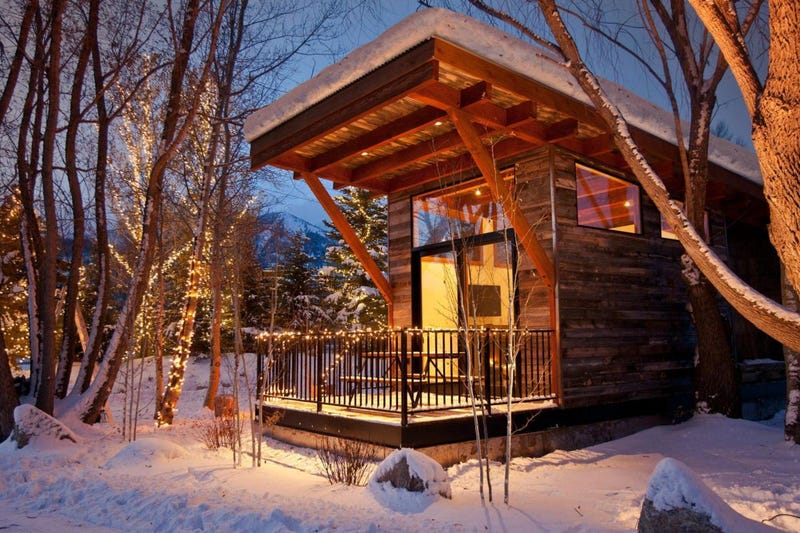 You Can Roll These Cabins On Wheels To Somewhere Warm